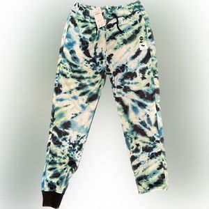 Boys Abercrombie sweatpants new with tag